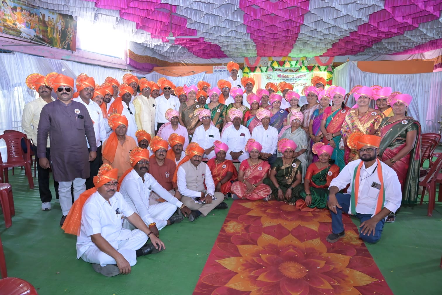 भैरवनाथ विद्यालयाच्या माजी विद्यार्थ्यांची ३५ वर्षांनंतर भरली भावनिक शाळा –