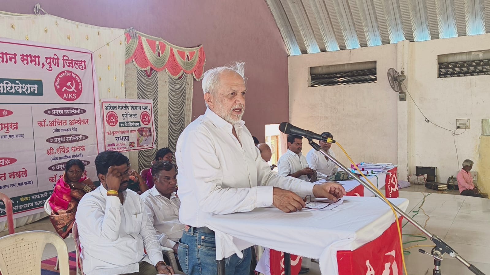 शिरूरमध्ये किसान सभेचे त्रैवार्षिक जिल्हा अधिवेशन उत्साहात संपन्न